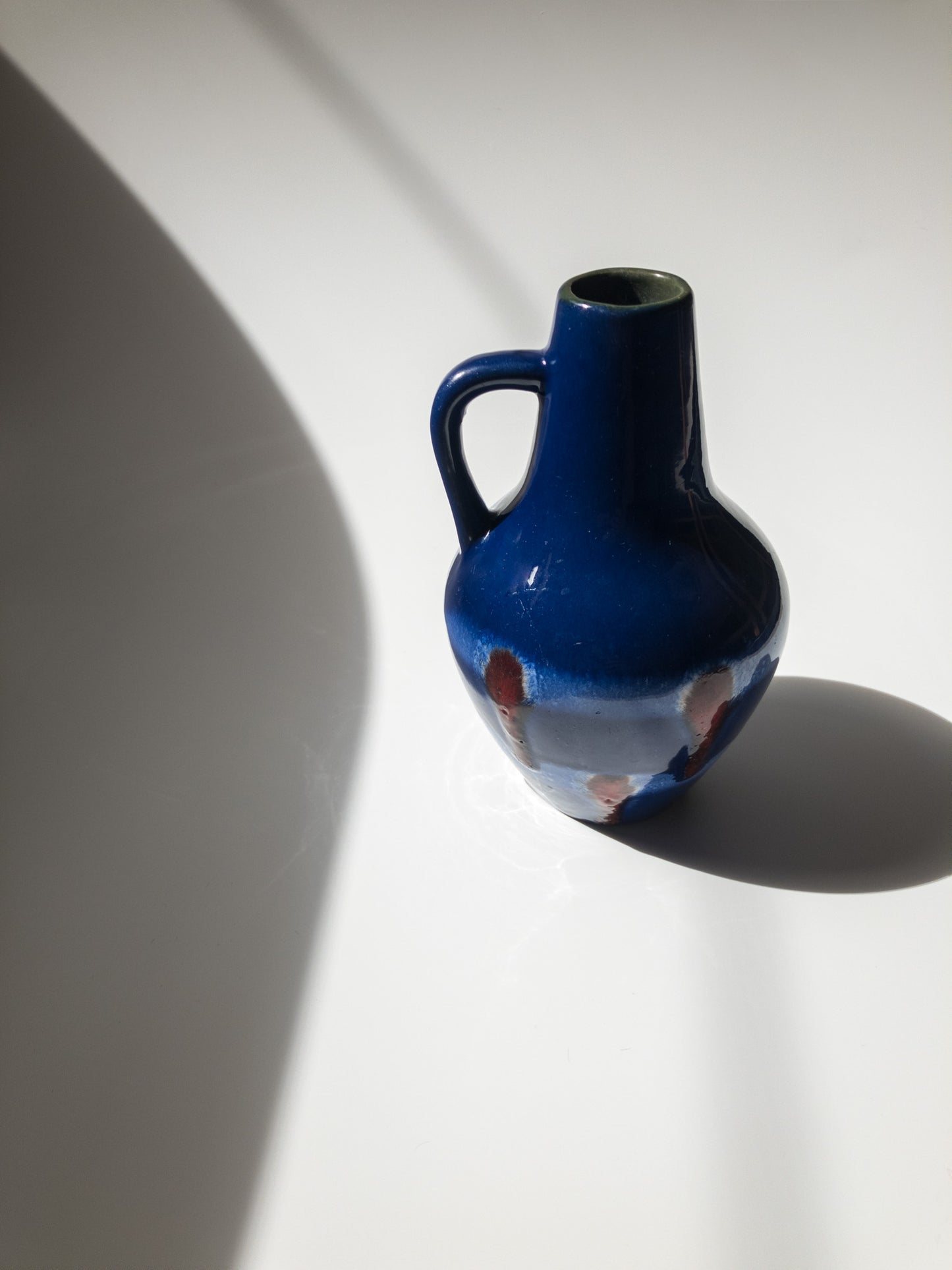 左斜め上部からの写真