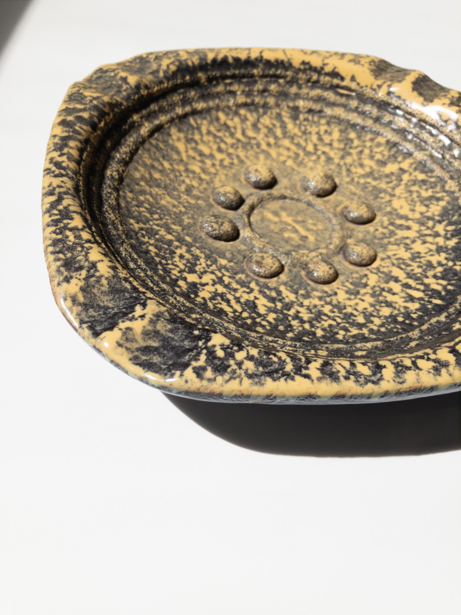 斜め前からクローズアップした写真