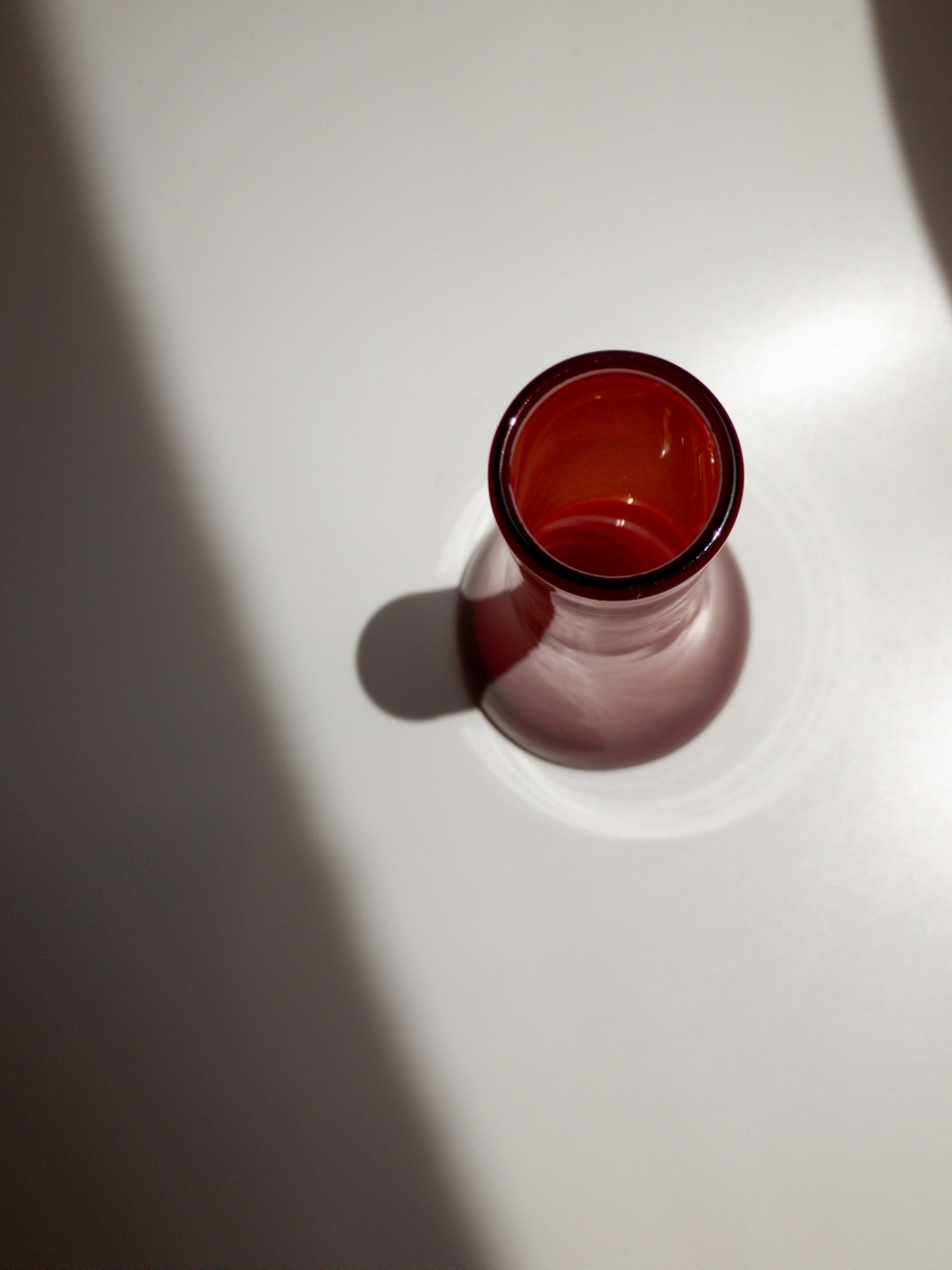 上部から口部分を写した写真