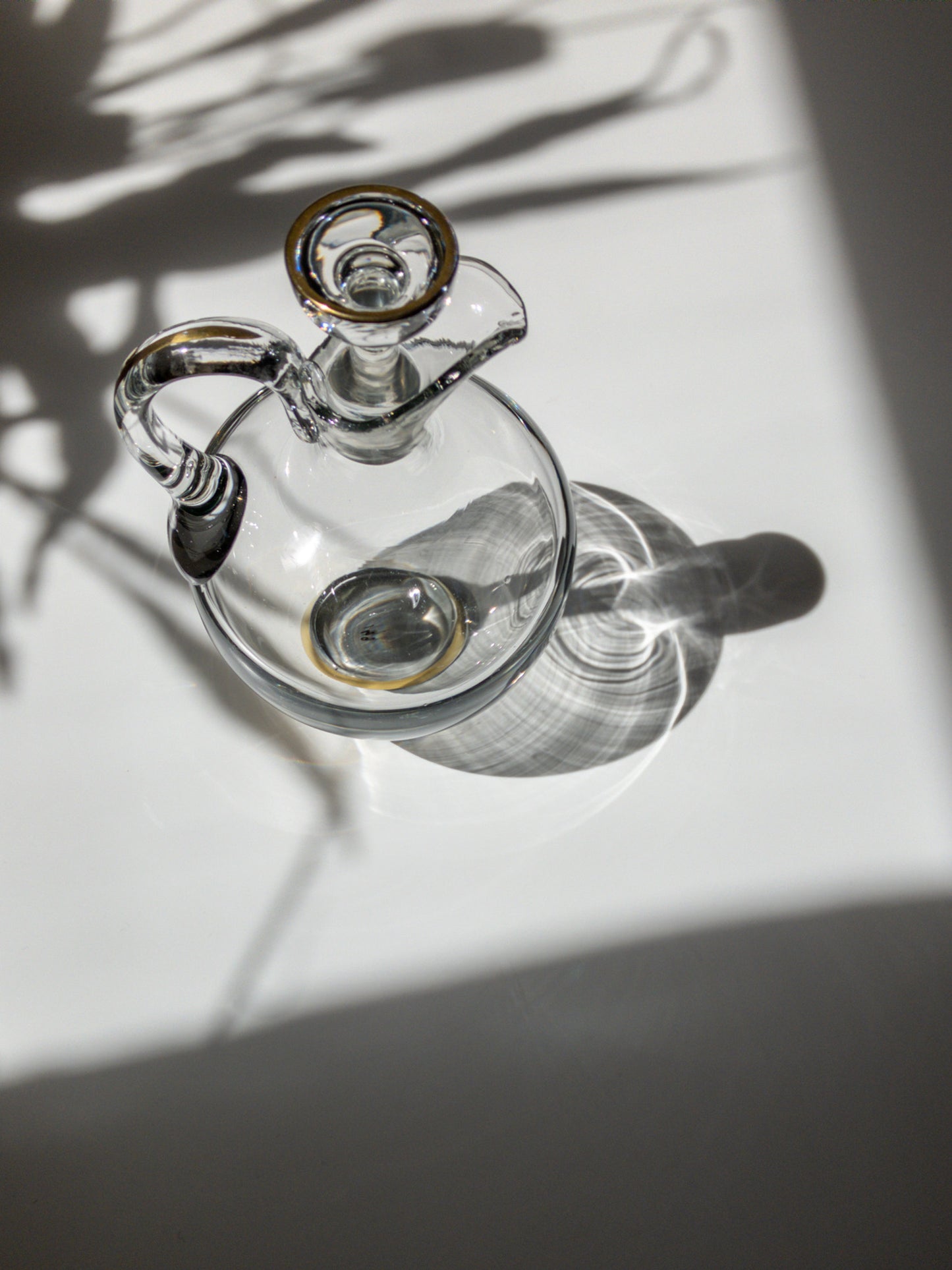 蓋がついた状態の上部からの写真