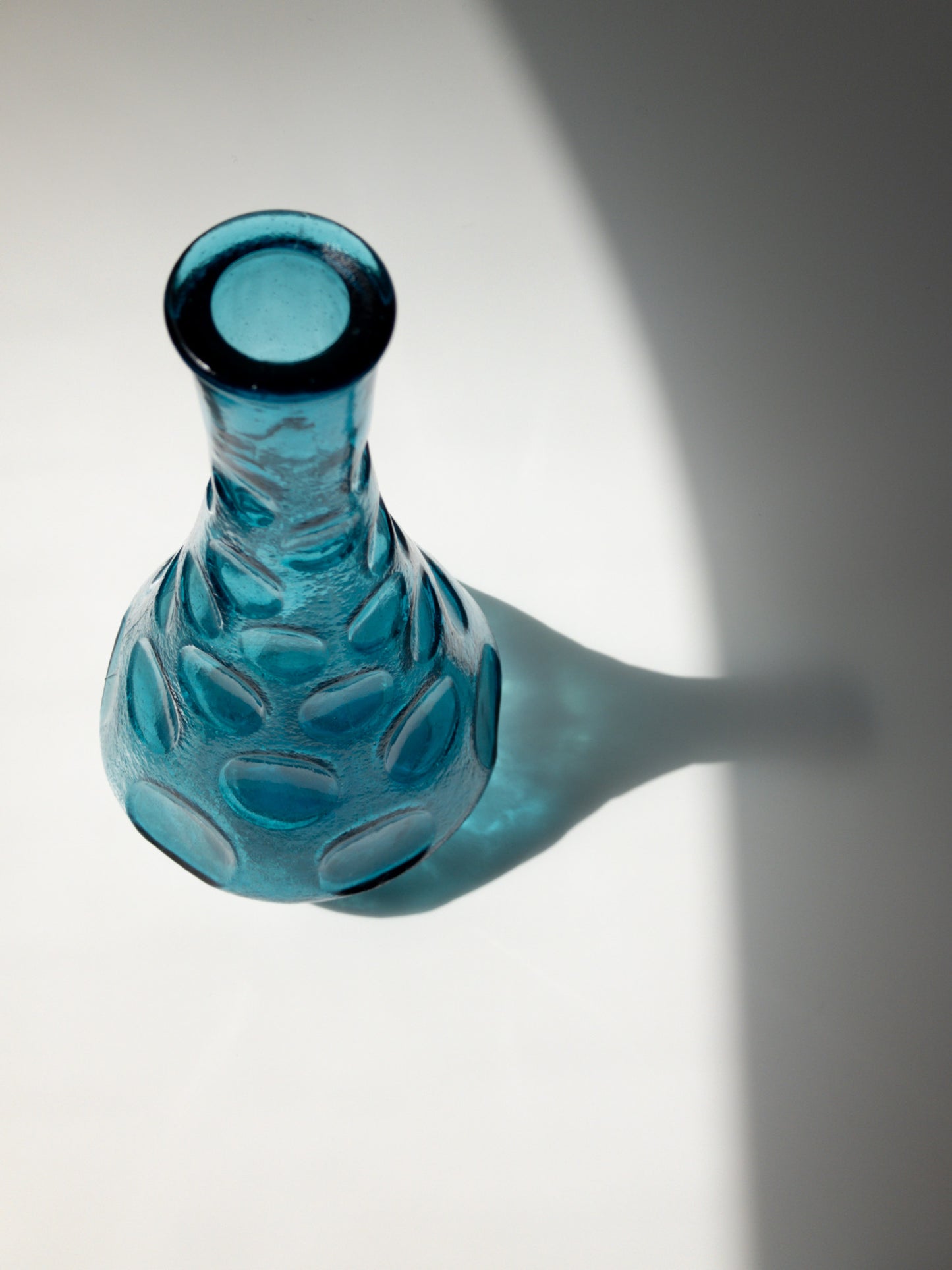 右斜め上部からの写真