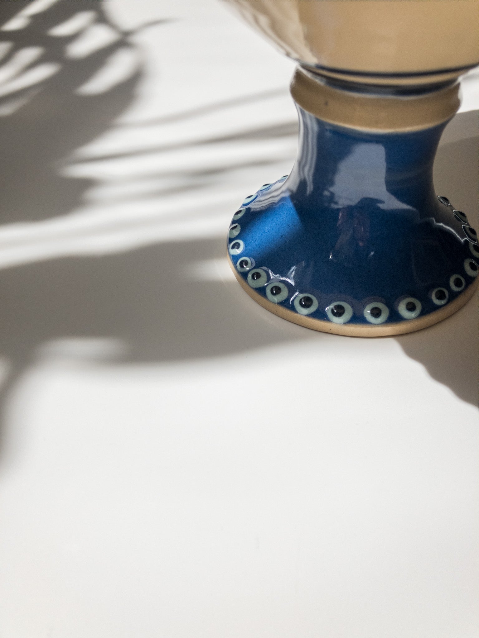 脚部分をクローズアップした写真