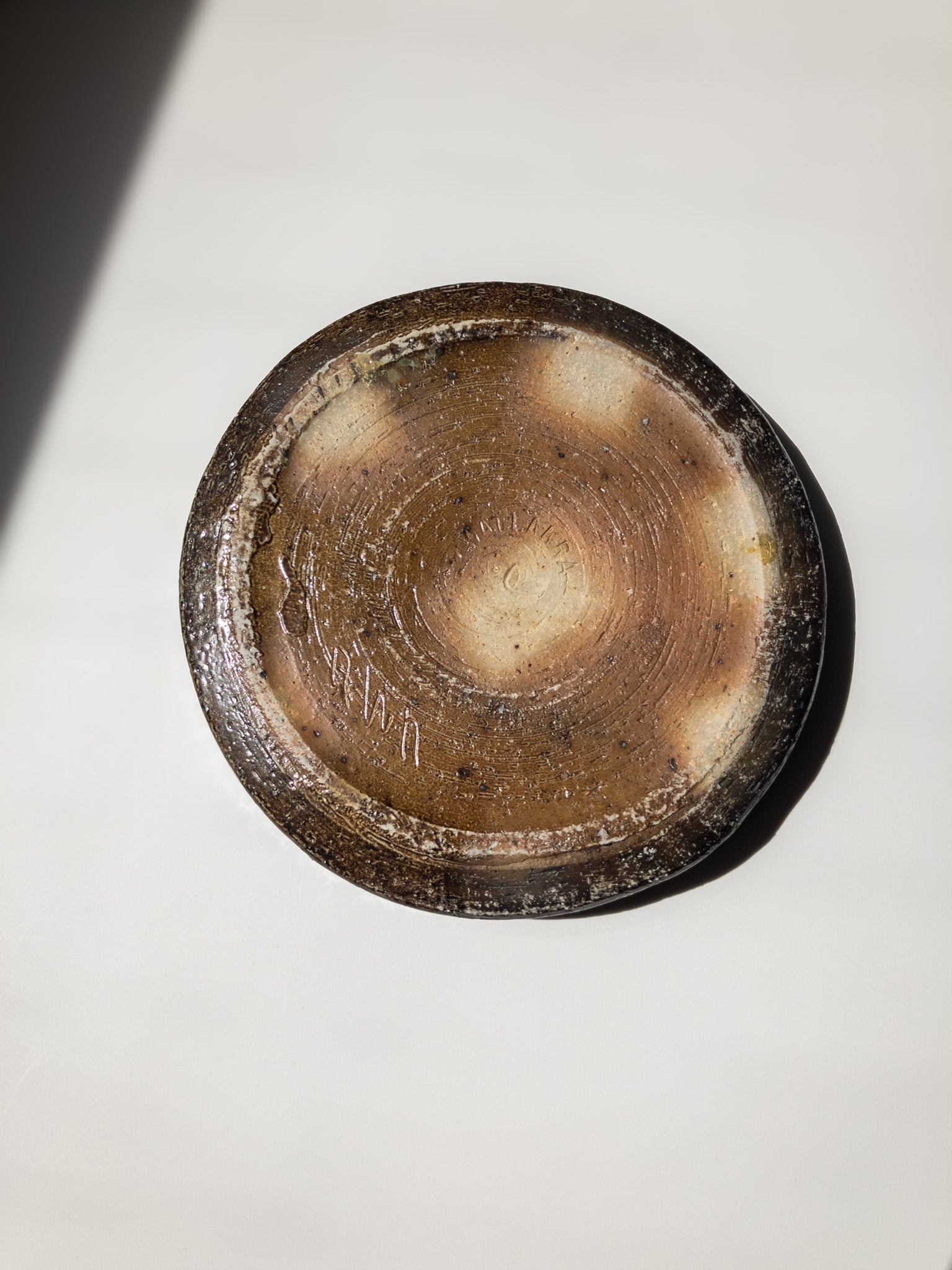 底部分を上部から写した写真