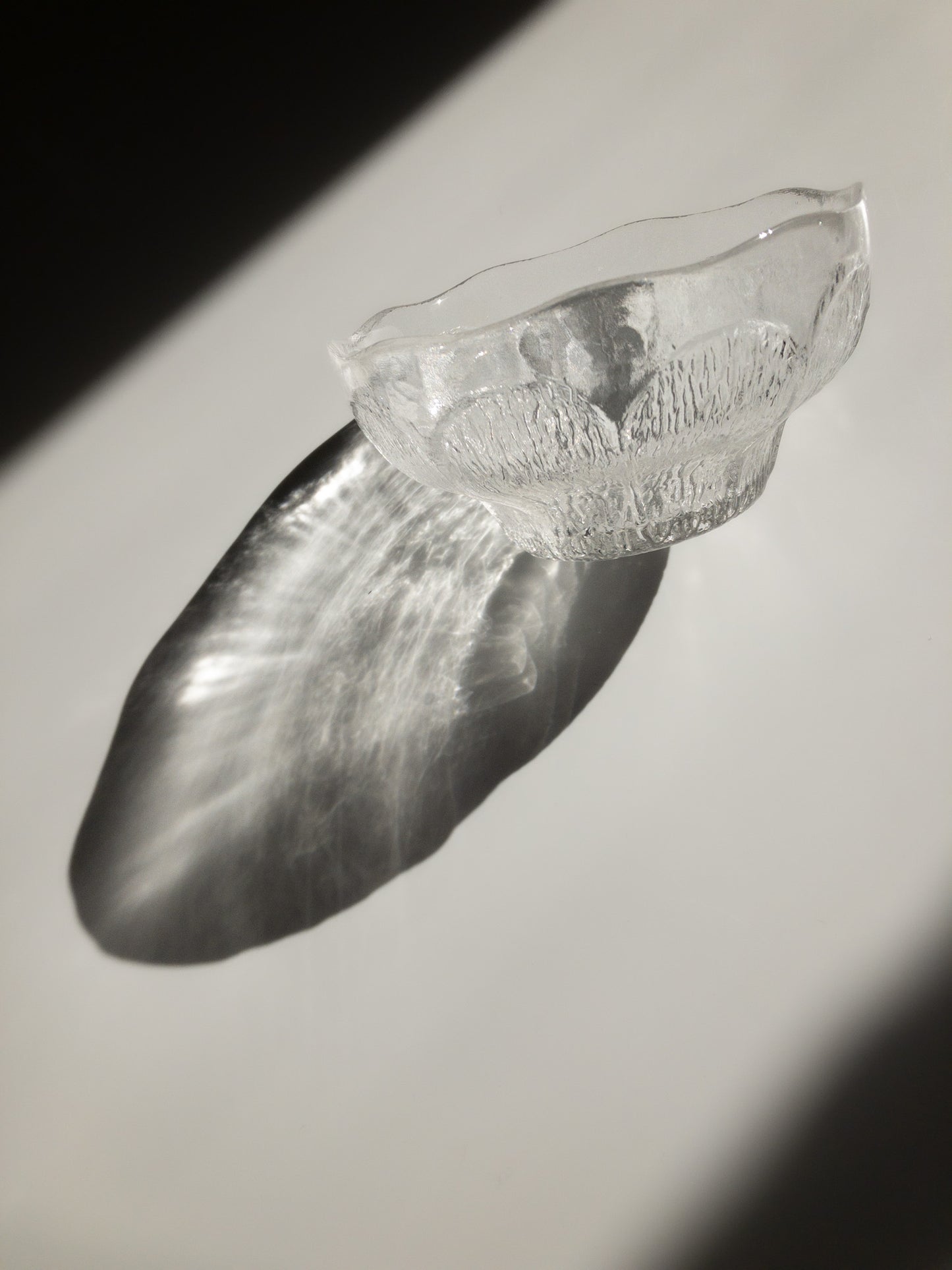 Oiva Toikka Pioni Glass Bowl