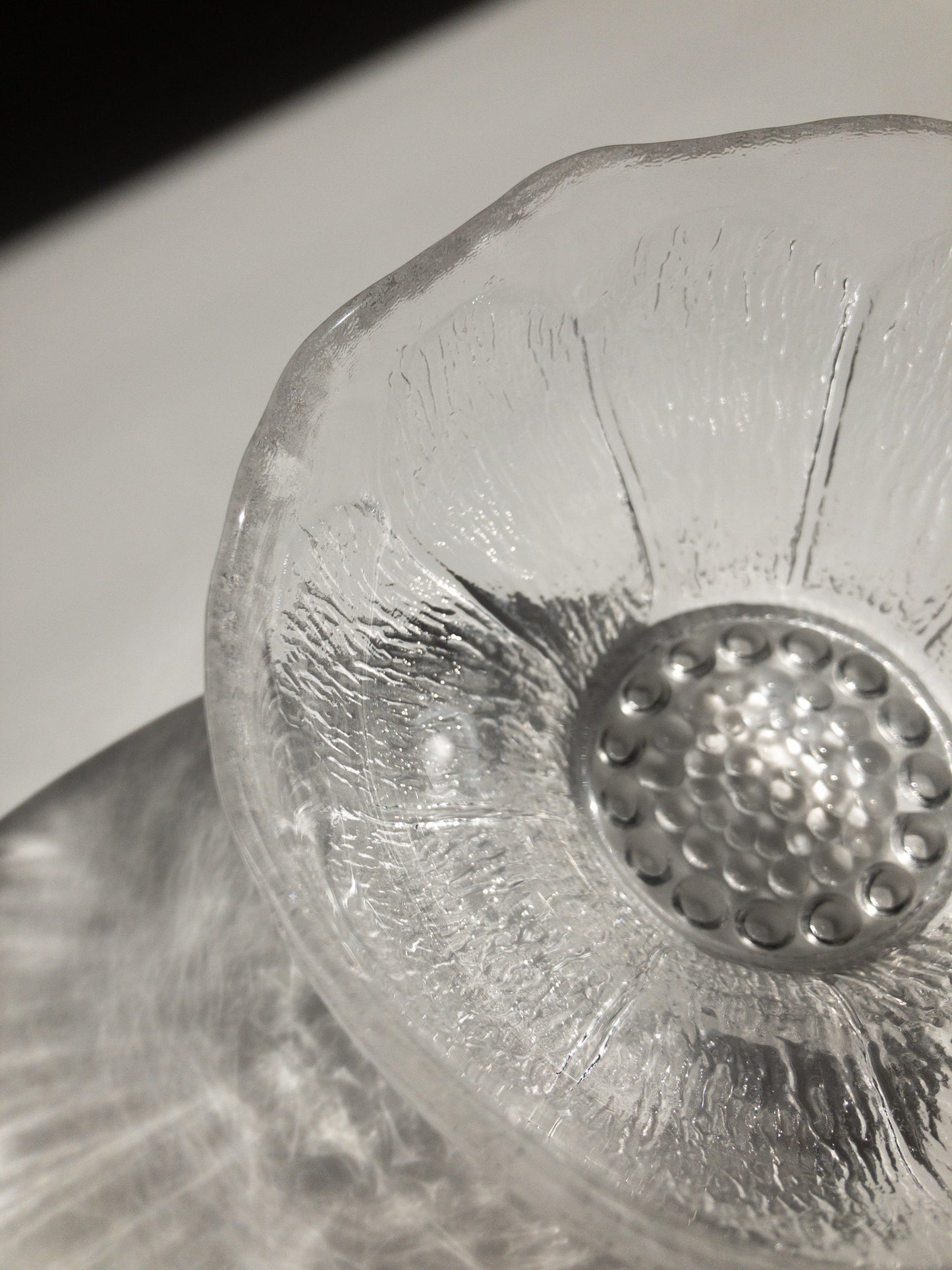 Oiva Toikka Pioni Glass Bowl