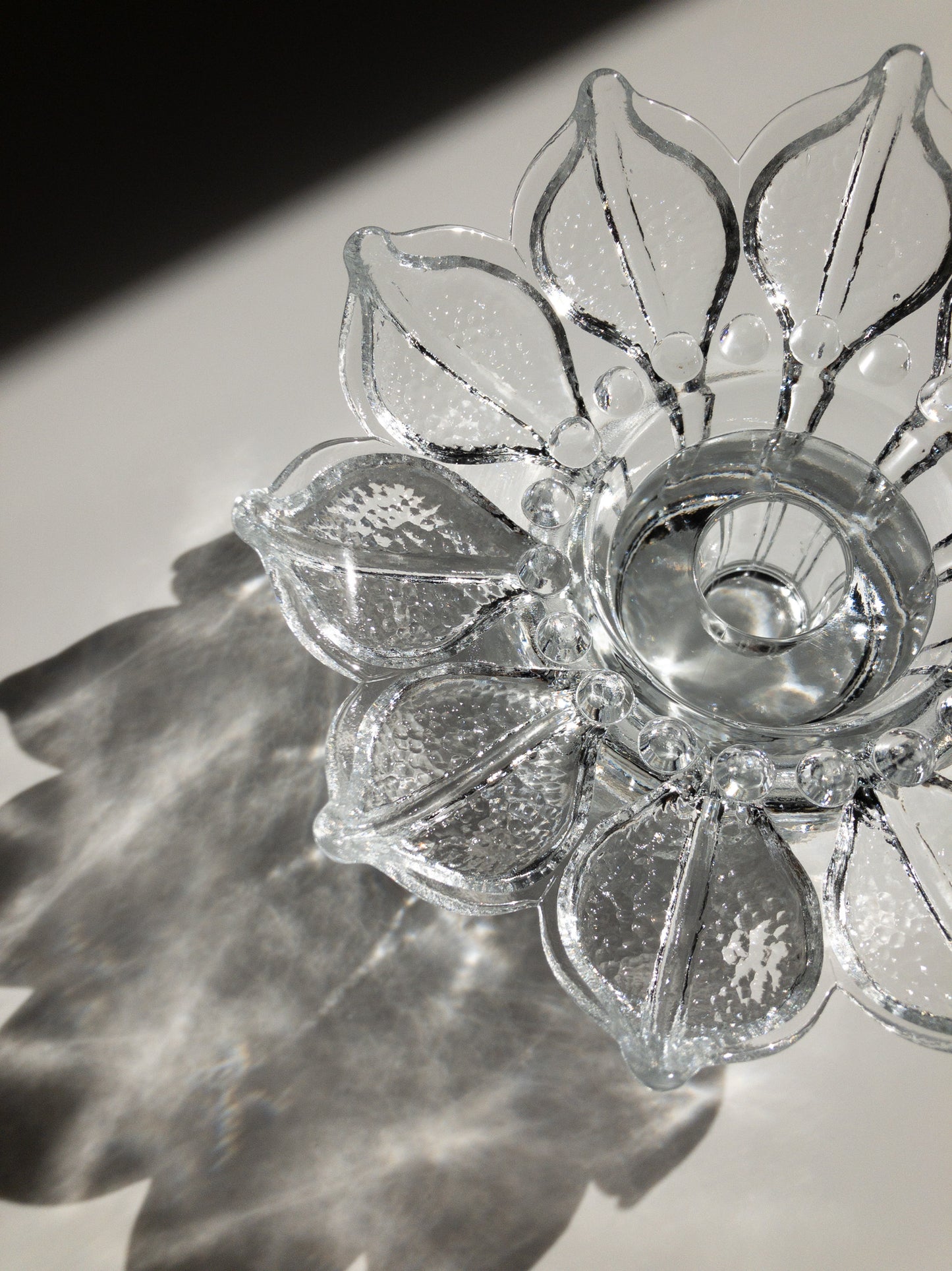 Sea Glasbruk flower candle holder