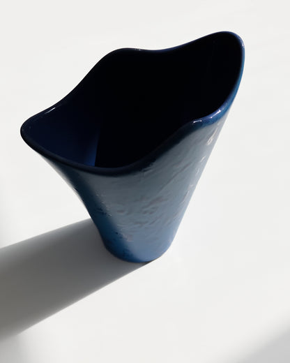 Bay Handkerchief Vase 551/17