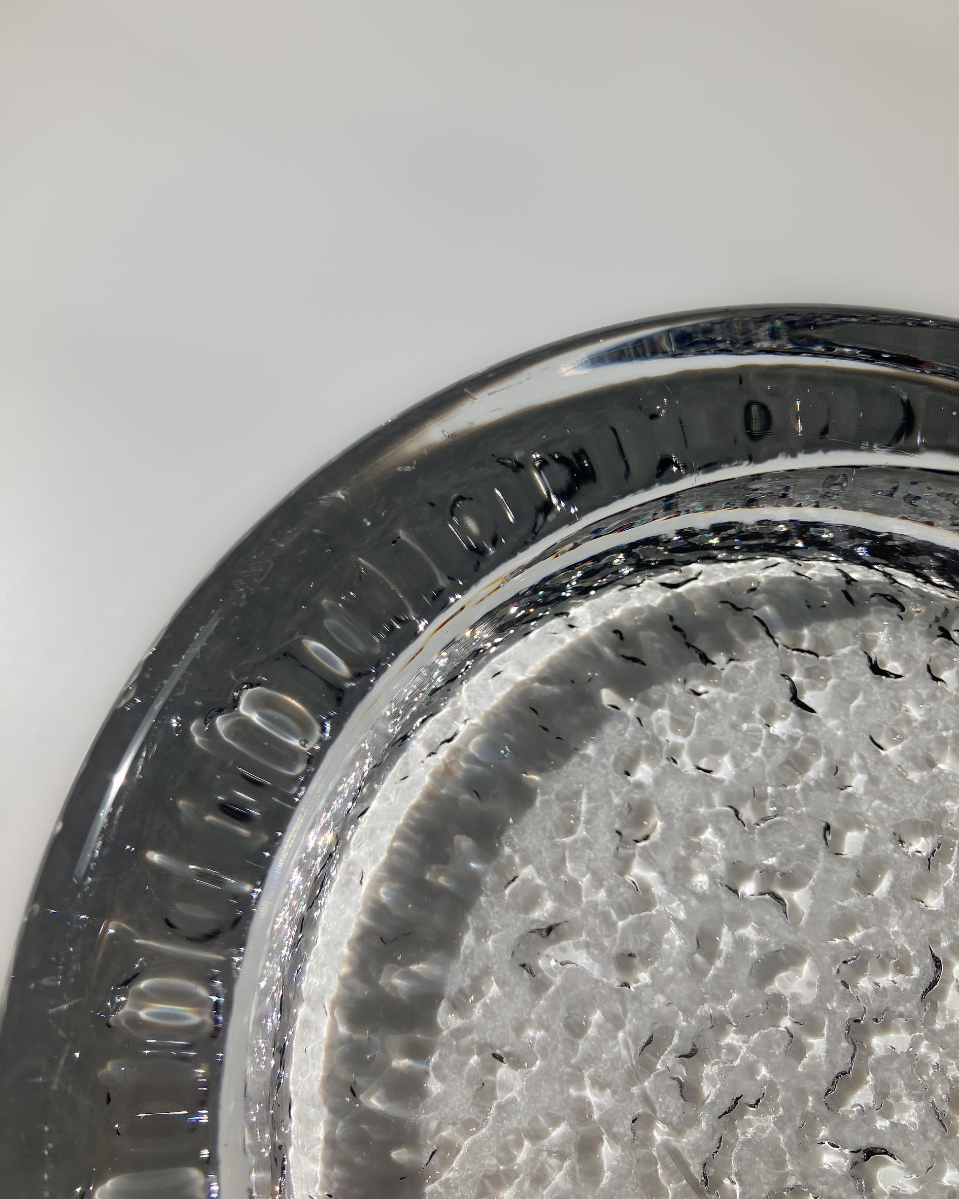 Visa Ashtray 滑らかなリム部分 クローズアップ