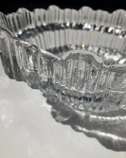 Ice Flow Bowl 縁のランダムな凹凸 クローズアップ
