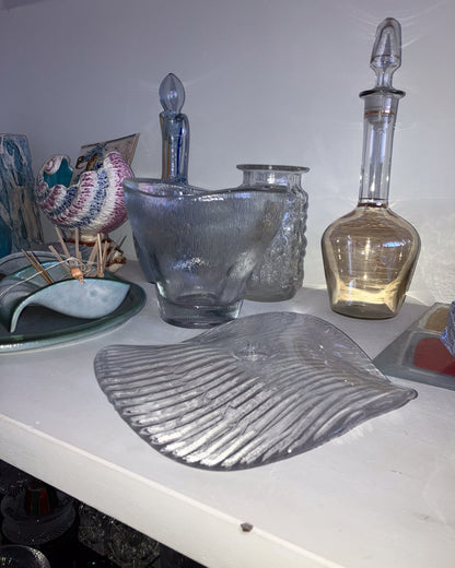 Plate-shaped glass candle holder